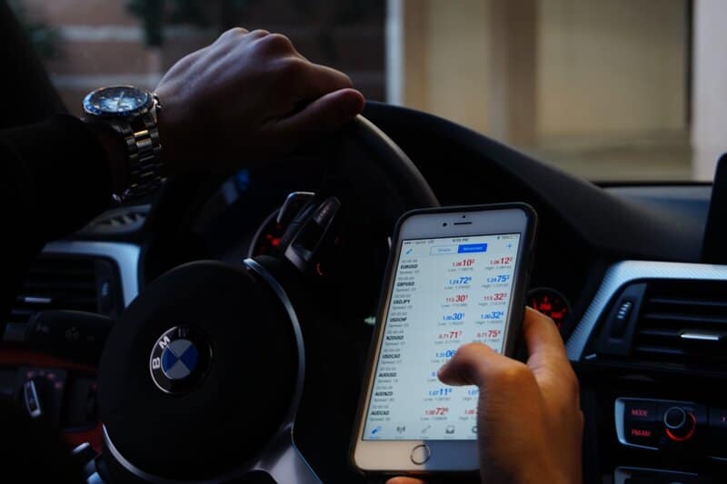 iPhone v BMW ako možnosť obchodovania