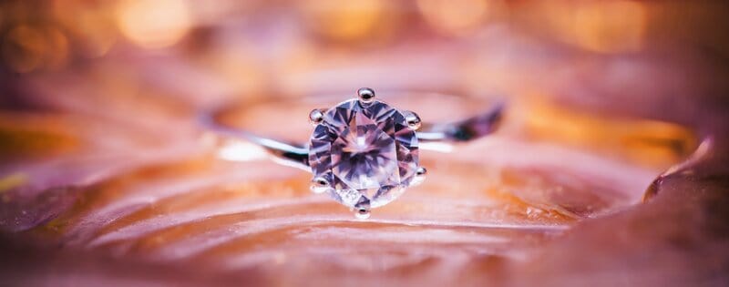 diamant v prsteni